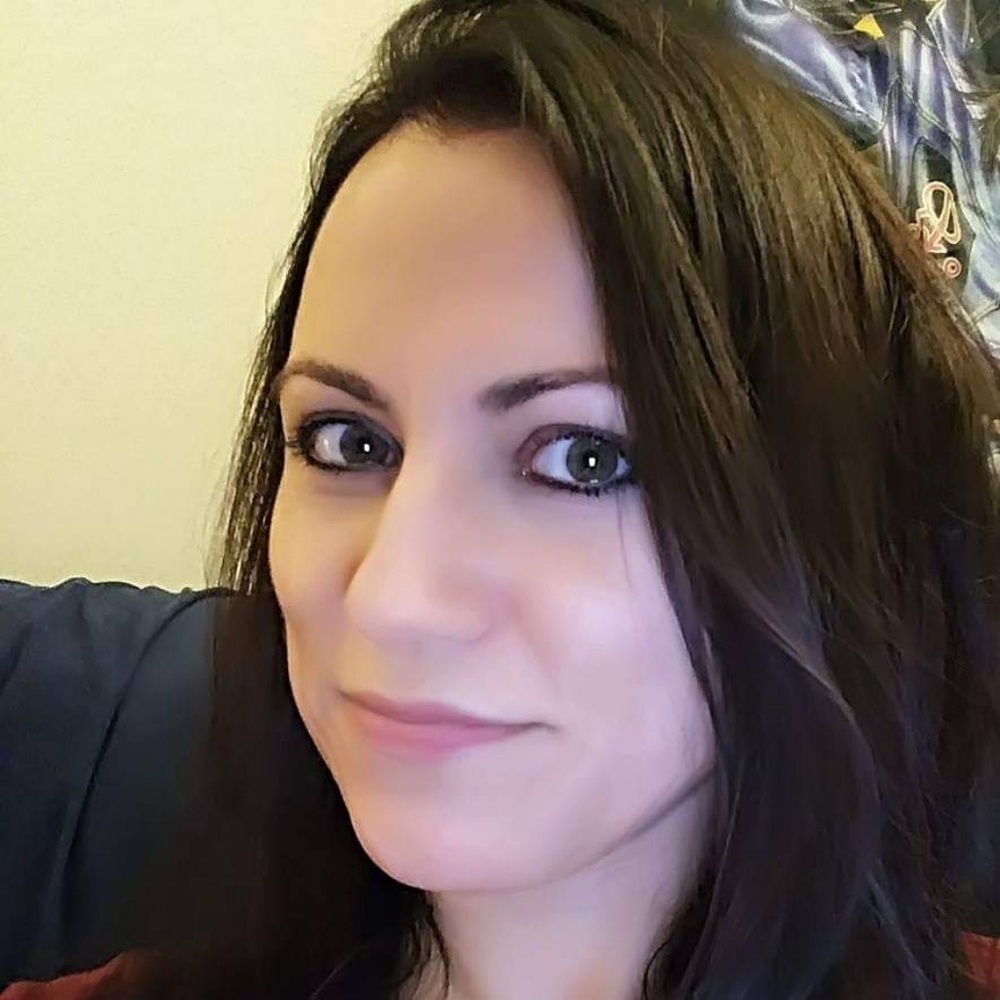 Meet your Posher, Elena
